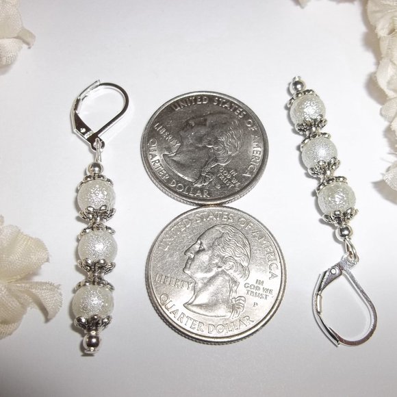 White Earrings, White and Silver Earring, Earrings, Dangle Earring, Earring 7548 - Picture 3 of 8